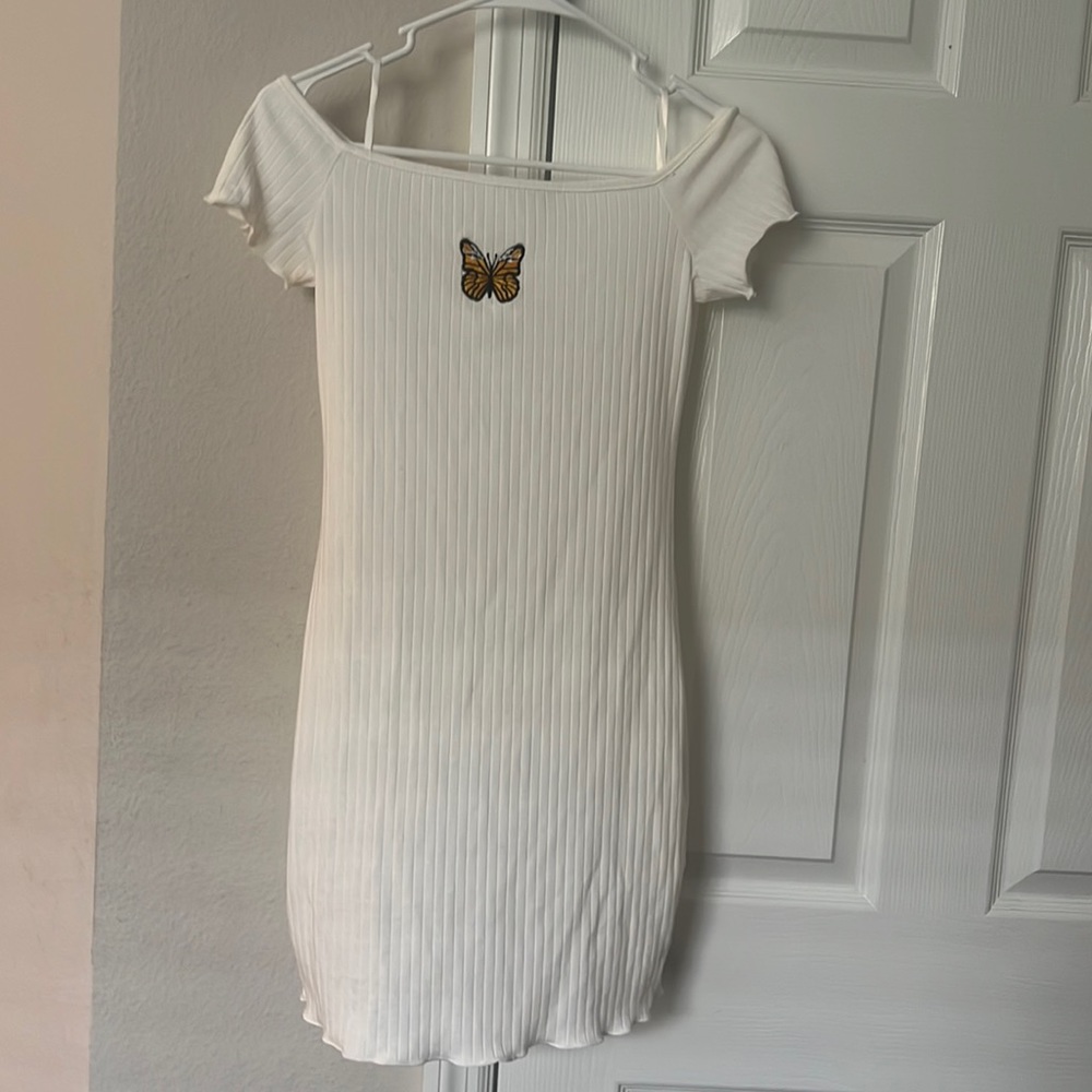 Over the shoulder dress